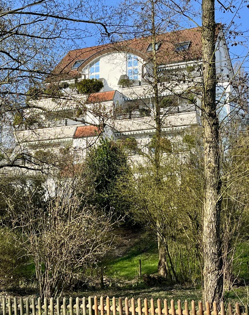 Helle 2-Zimmerwohnung mit Terrasse in perfekter Lage!
