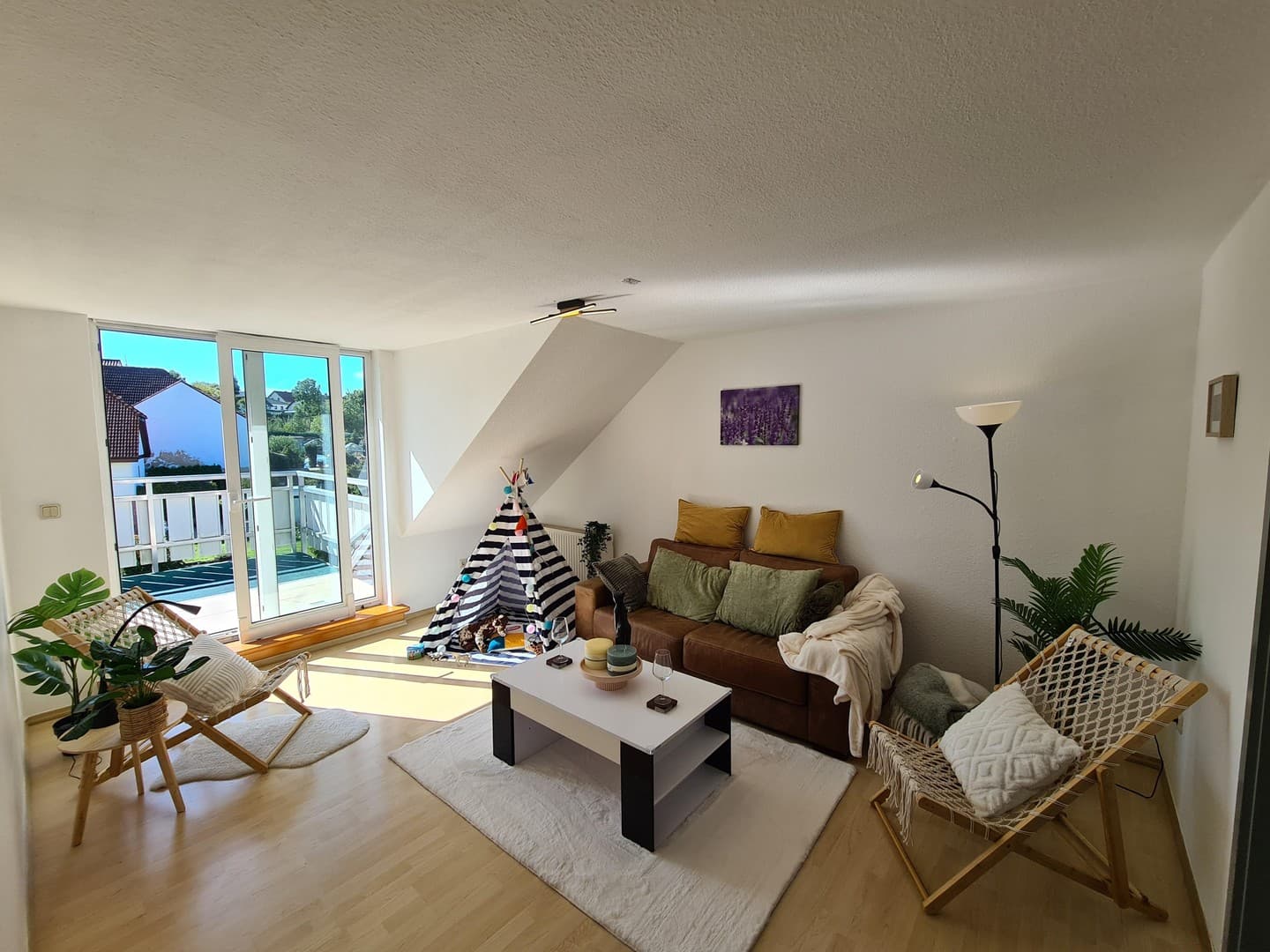 3-Zimmer-Wohnung mit Balkon, Stellplatz und neuer Gasetagenheizung | 50,90 m²