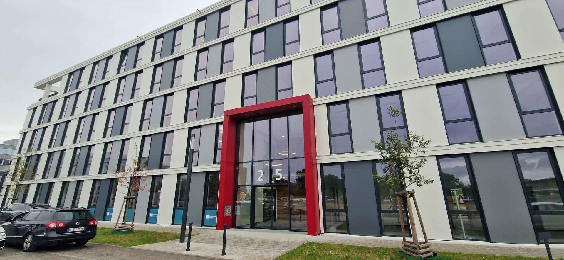 Untervermietung | All-in-Miete | Neubau moderne Büros | nahe S-Bahnhof Adlershof