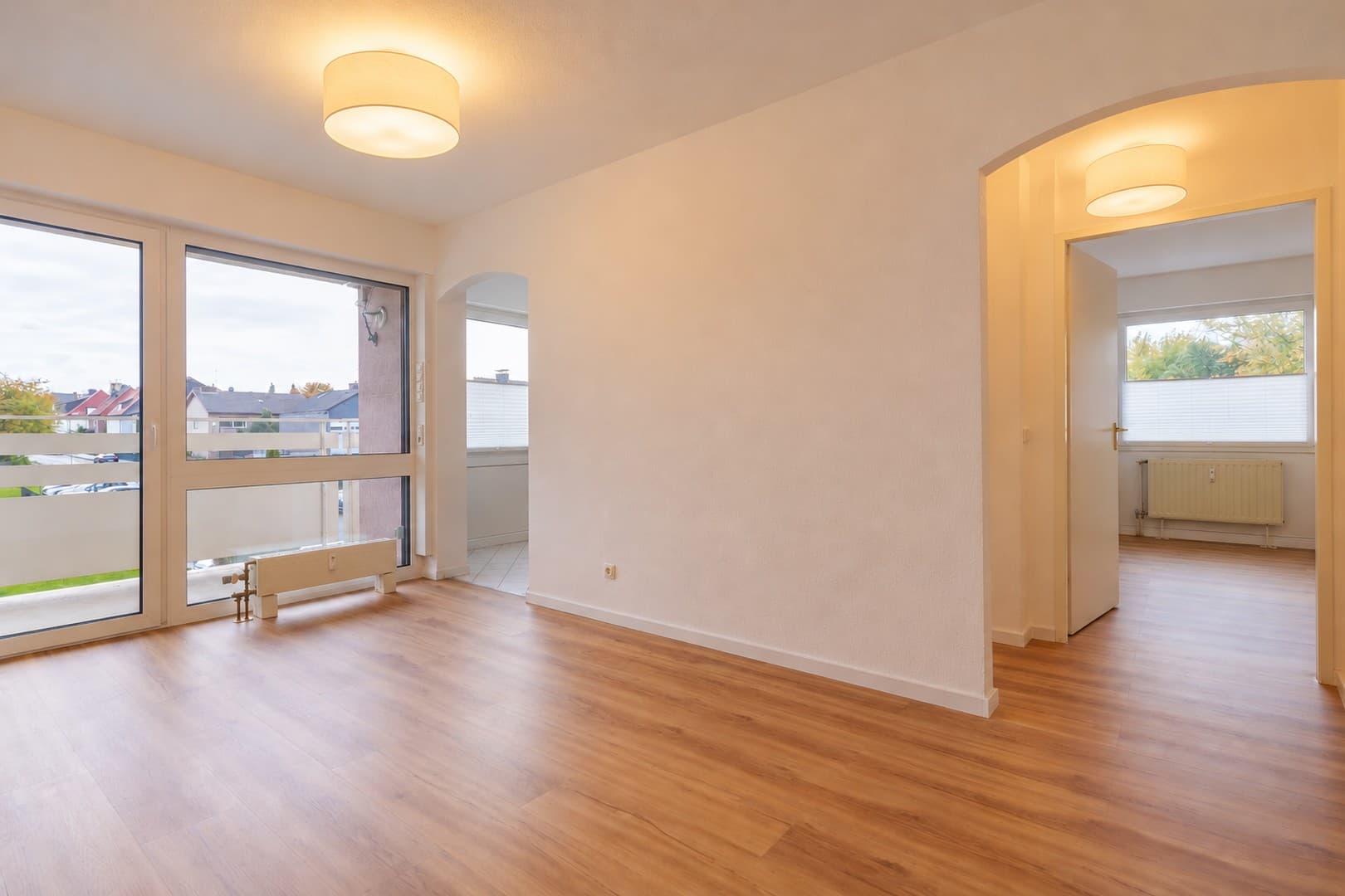 Ideal für Singles & altersgerechtes Wohnen: Renovierte 2-Zimmer-Wohnung mit Balkon & Aufzug