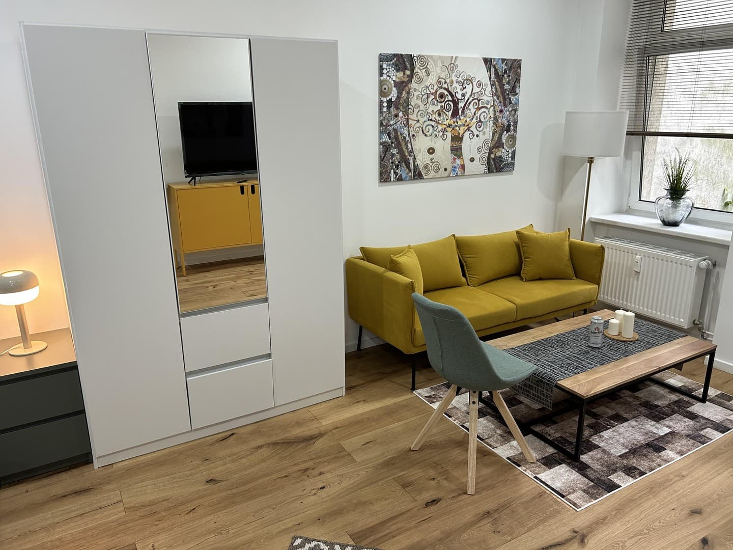Wohnen auf Zeit exklusive hochwertig möblierte 1-Zimmer-Attelier mit EBK in Berlin