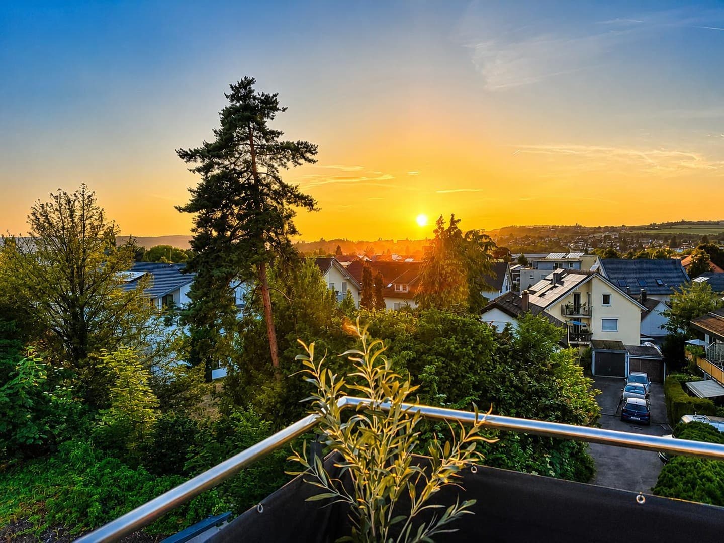 Exklusive Terrassenwohnung mit Bodenseeblick, zwei Sonnenterrassen & Energieklasse A in Überlingen