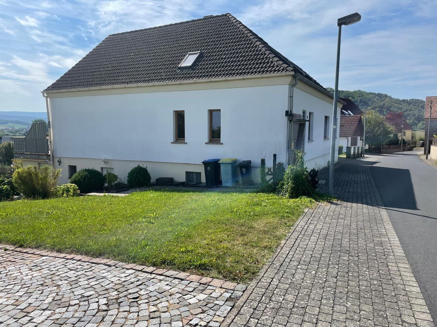 Charmantes 7-Zimmer-Einfamilienhaus mit Terrasse und Garten zu vermieten