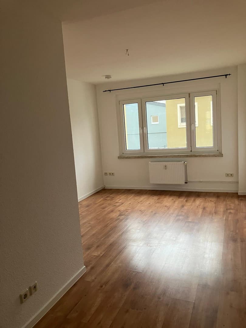 Lichtdurchflutete Erdgeschoßwohnung in ruhiger Wohnlage
