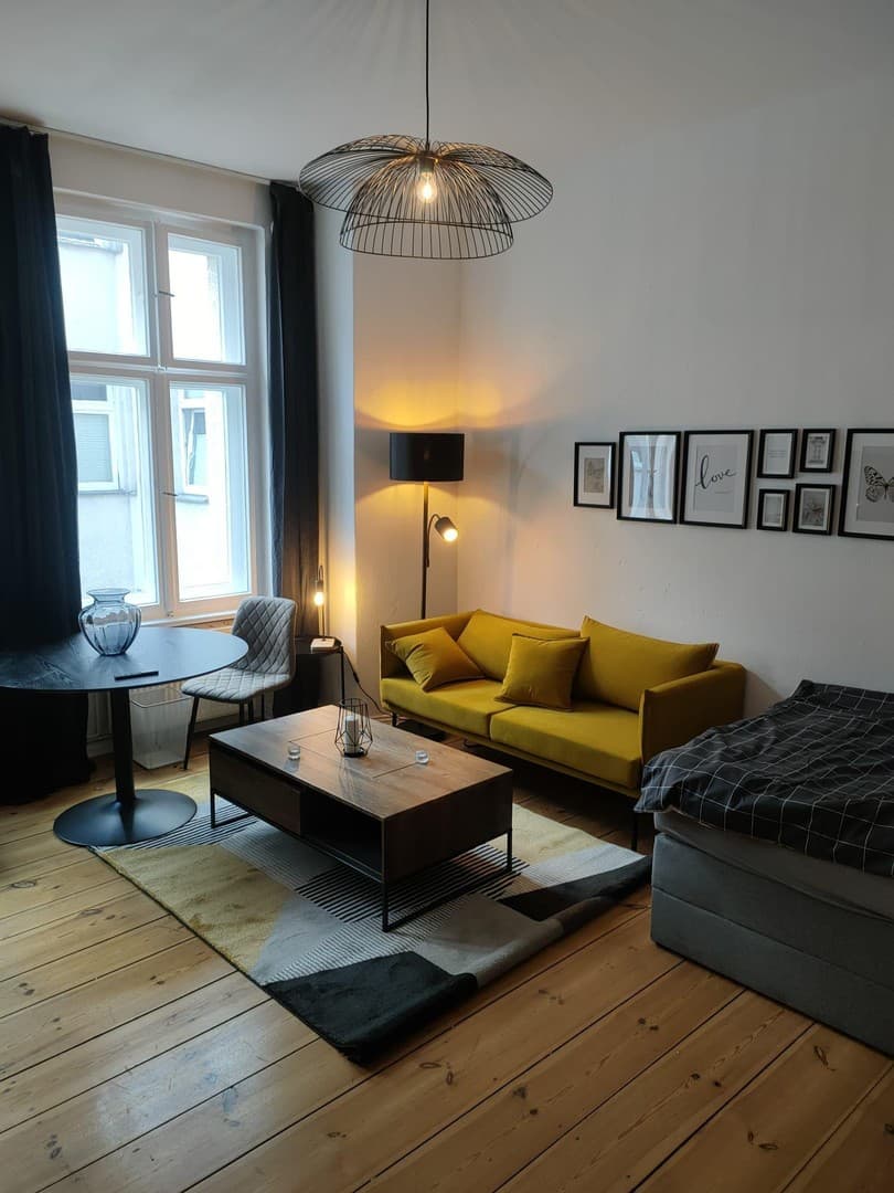 Neu renoviert, voll möbliert, 1 Zi. Whg, all inclusive Miete, befristet
