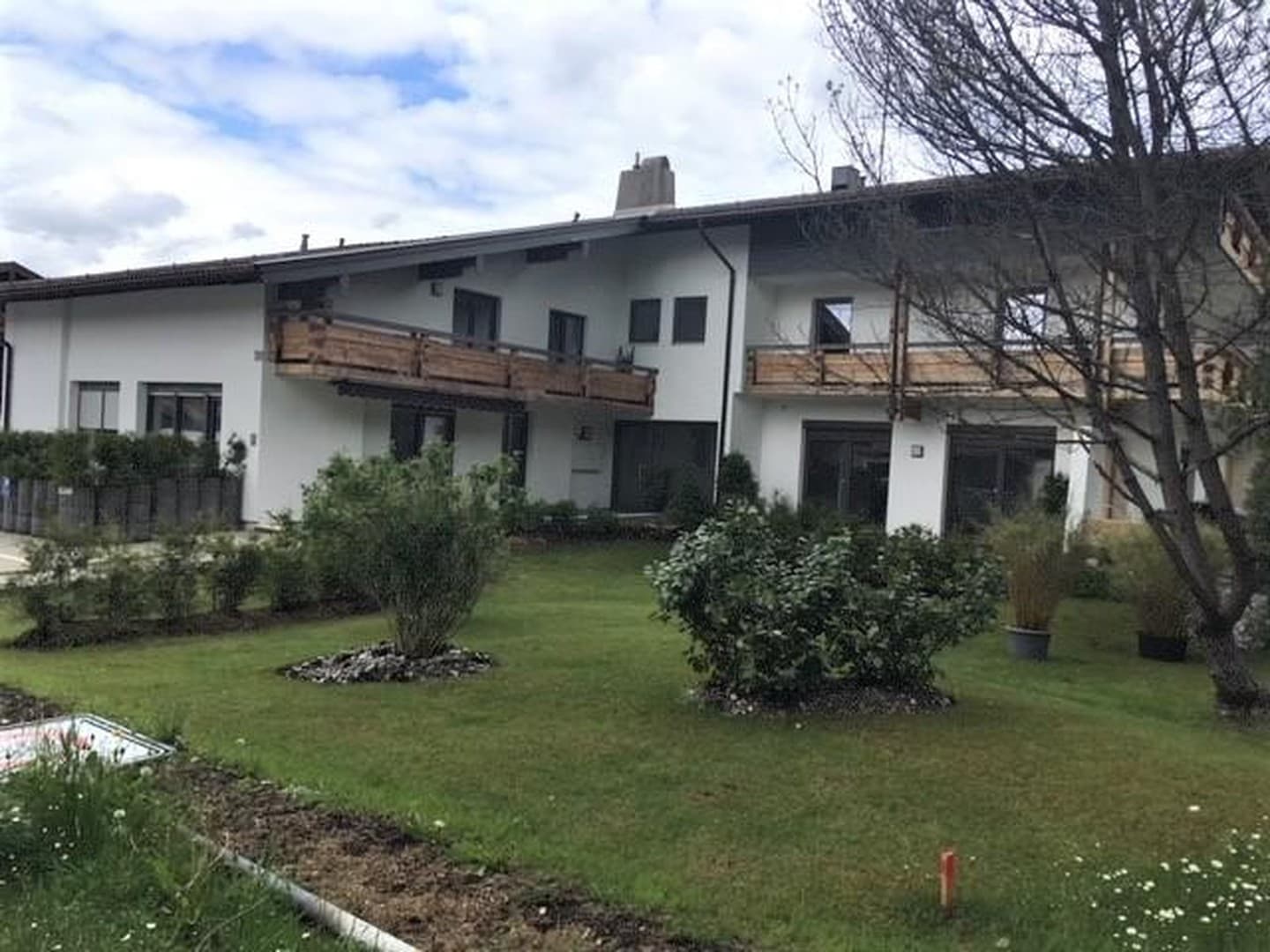 NACHMIETER für Traumwohnung in Traumlage gesucht!