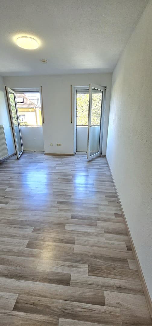 Moderne 1-Zimmer-Wohnung mit Duplex-Stellplatz – Toplage am Lise-Meitner-Platz (Uni-Nähe)