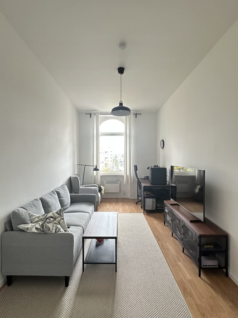 sanierte 2-Zimmer-Wohnung in Bockenheim