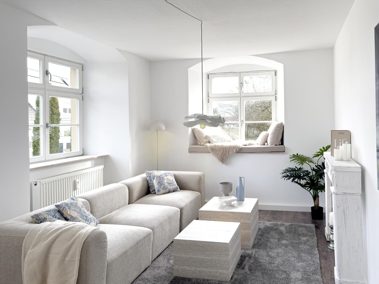 SONDERPREIS VHB: 92 m² Schlosswohnung am Bodensee – eigener Eingang - hochwertig