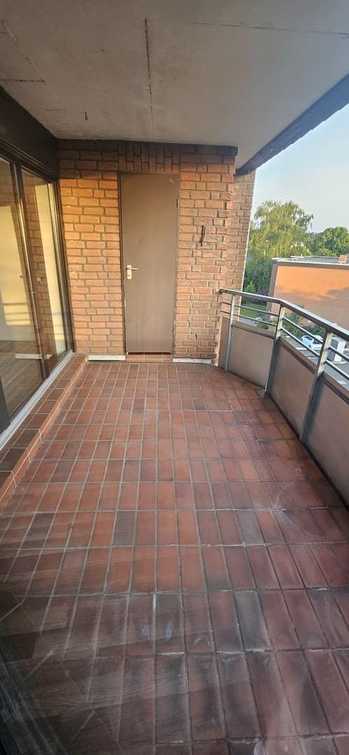 Geräumige, renovierte 2 Zimmer Wohnung mit Balkon in Geldern