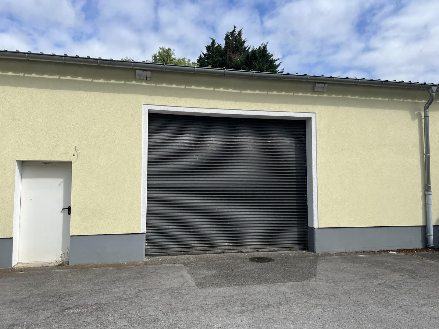 Lager mit 320 m²