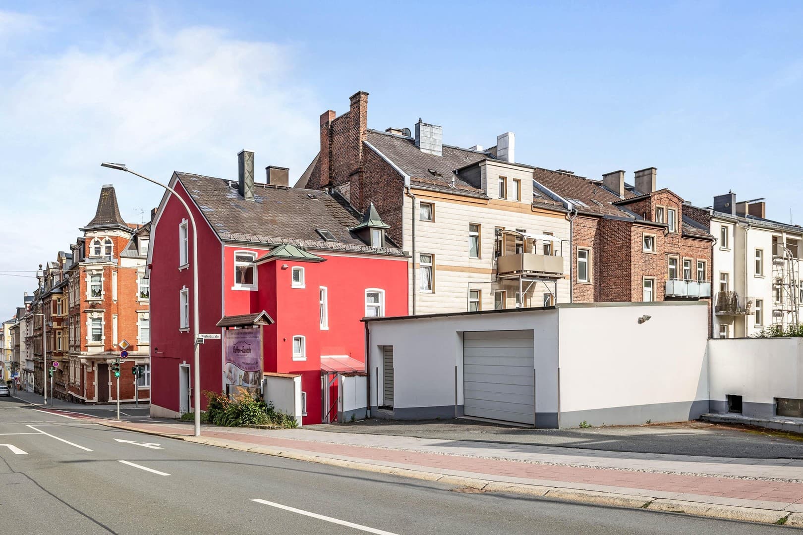 Traumhafte 185 m² Wohnung mit riesiger Terasse – Vollmöbliert, familienfreundlich & WG-geeignet!