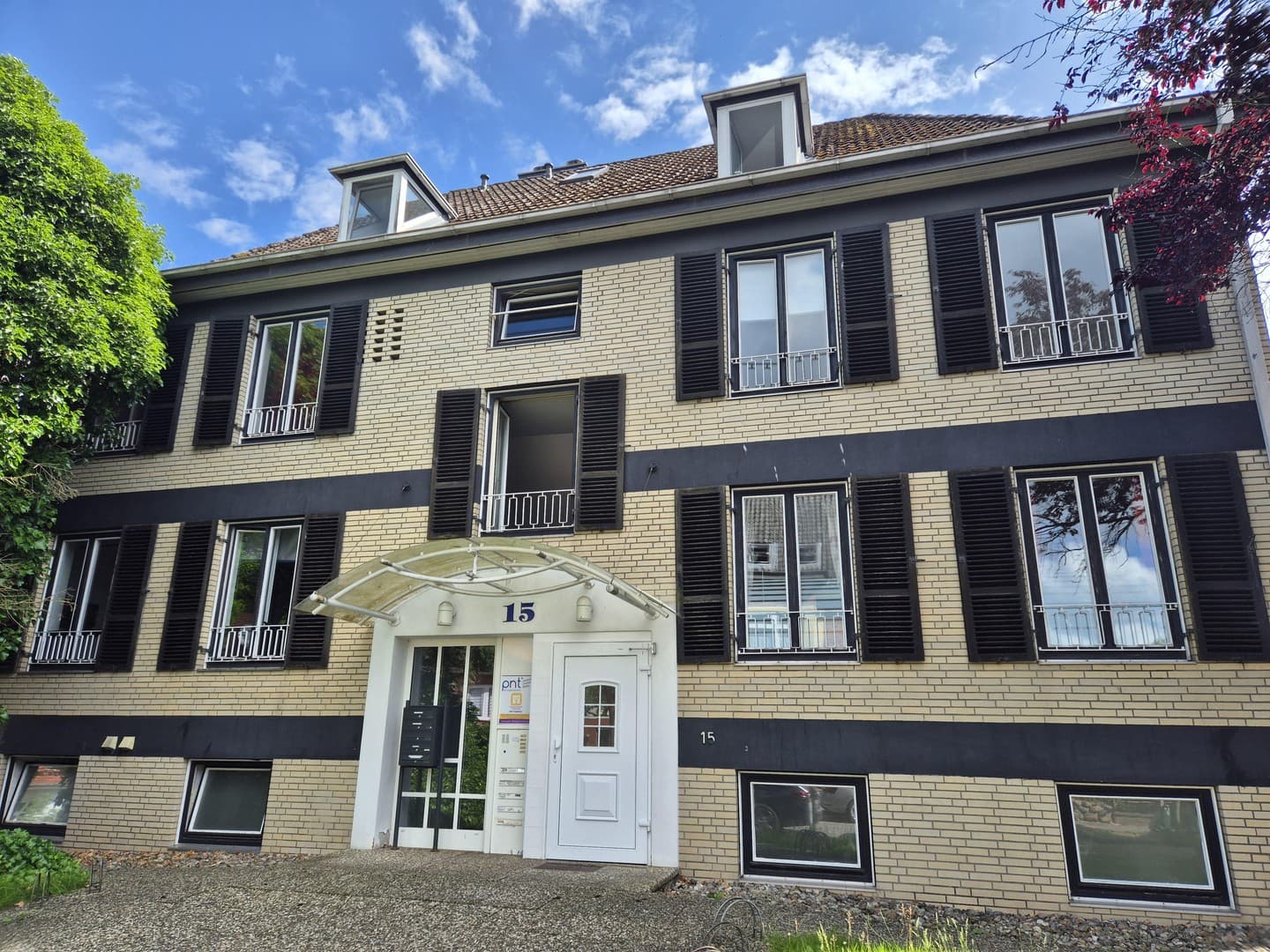 4,5-Zimmer-Wohnung im 1 OG in der Gartenstraße