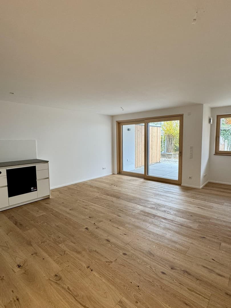 Wohnen im Neubau - Komfortable 2-Zimmer-Wohnung mit großem Balkon