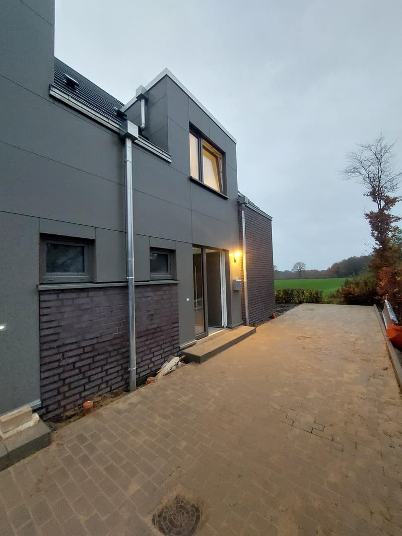 Architekten-Doppelhaushälfte zu vermieten nähe Hamburg Exklusive !