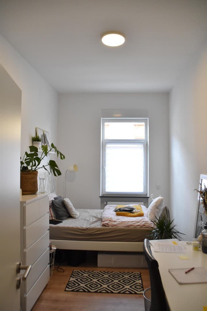 Helle 3-Zi-Wohnung mit EBK in zentraler Lage