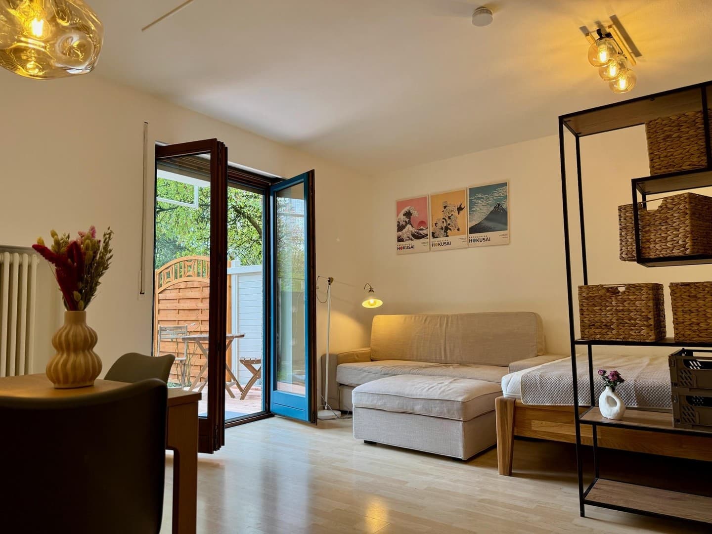 RUHEOASE! 1-Zi.-Wohnung Univiertel, TG-Stellplatz, Garten, möbliert, inkl. NK & Internet