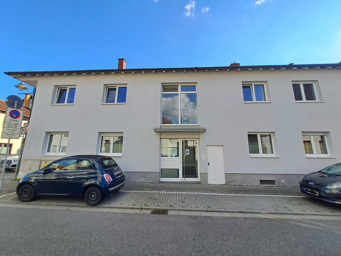 Helle Büro- bzw Praxisräume in zentraler Lage von Schwetzingen
