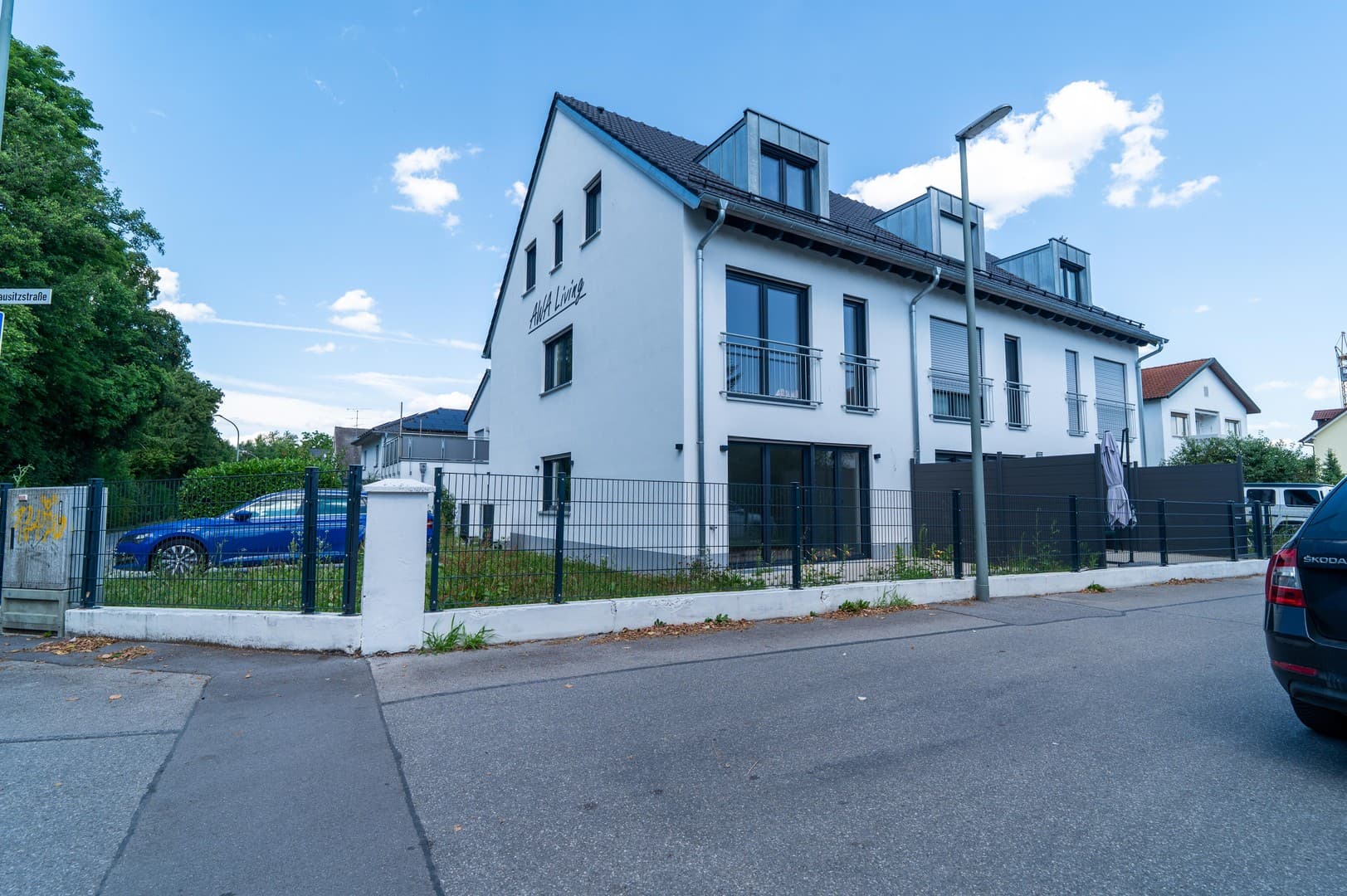 Reiheneckhaus-Neubau mit Wohnfläche ca. 125m2 sowie Hobbyraum 18m2 + Keller - Provisionsfrei!