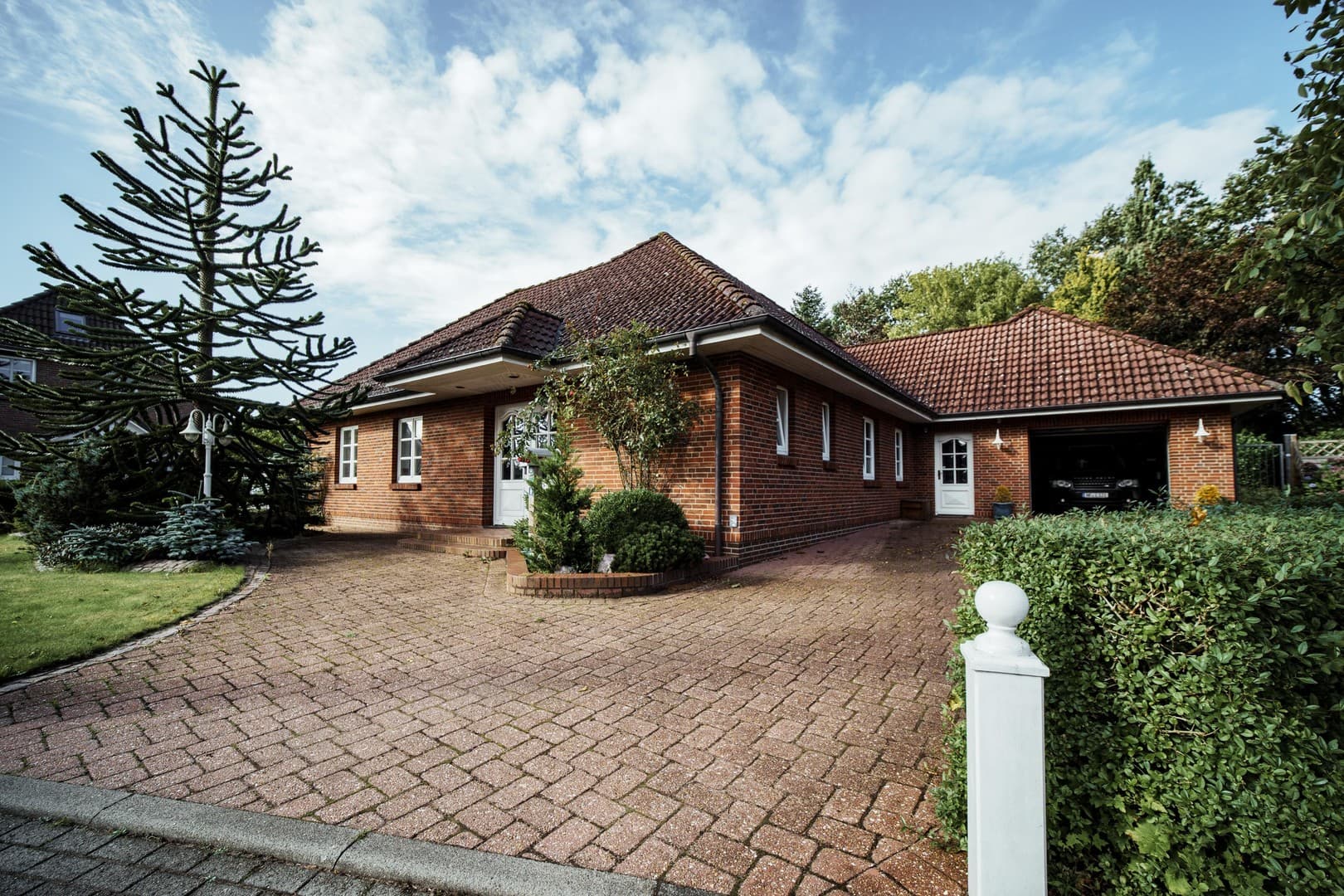 Sehr gepflegtes modernes Einfamilienhaus