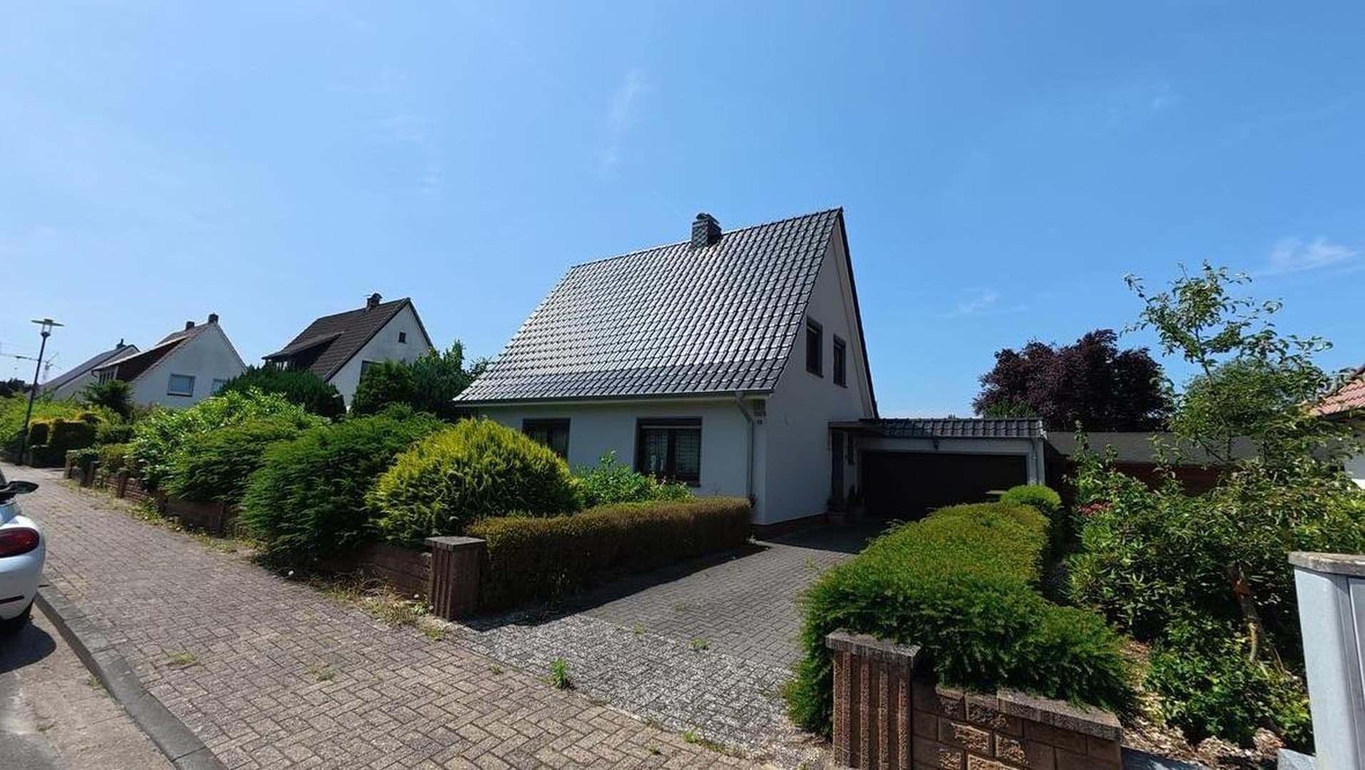 Freistehendes Einfamilienhaus (1957) in guter Wohnlage