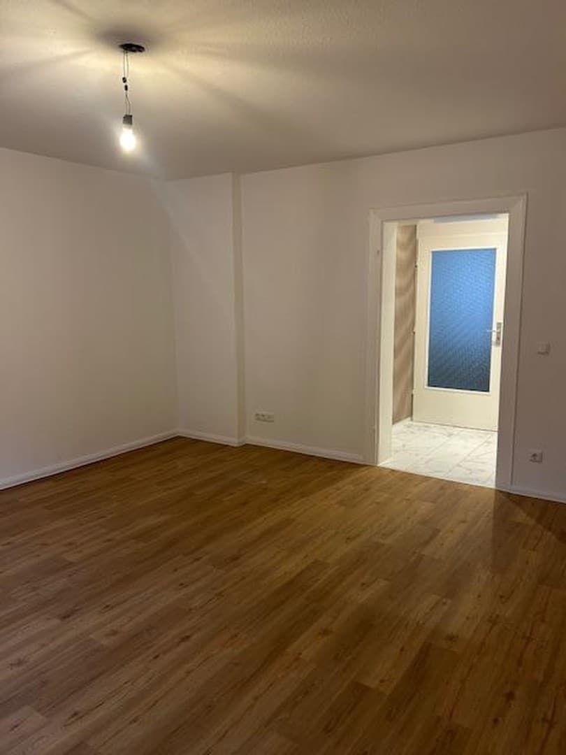 Renovierte Wohnung mit neuem Duschbad und guter Ausstattung