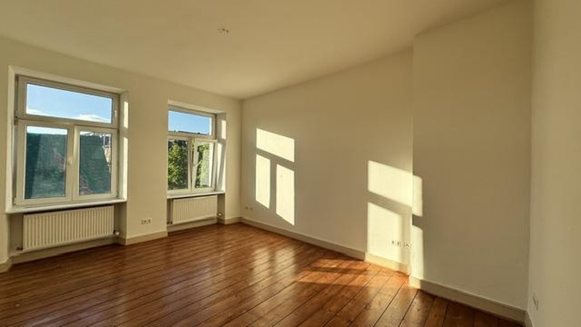 Wunderschöne Altbauwohnung am Münzplatz - frisch renoviert