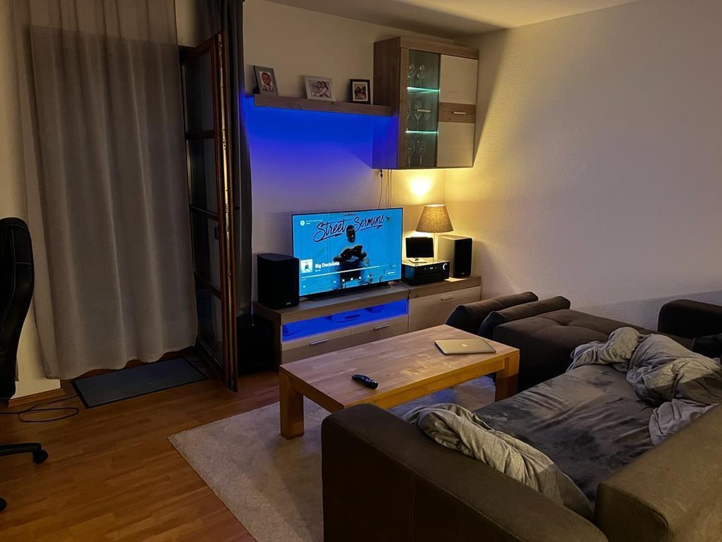 1-Zimmer-Wohnung mit Terrasse, neuem Bad & Stellplatz in Hohenecken
