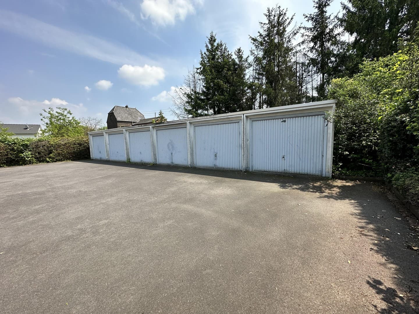 Garage in Sankt Augustin Niederpleis