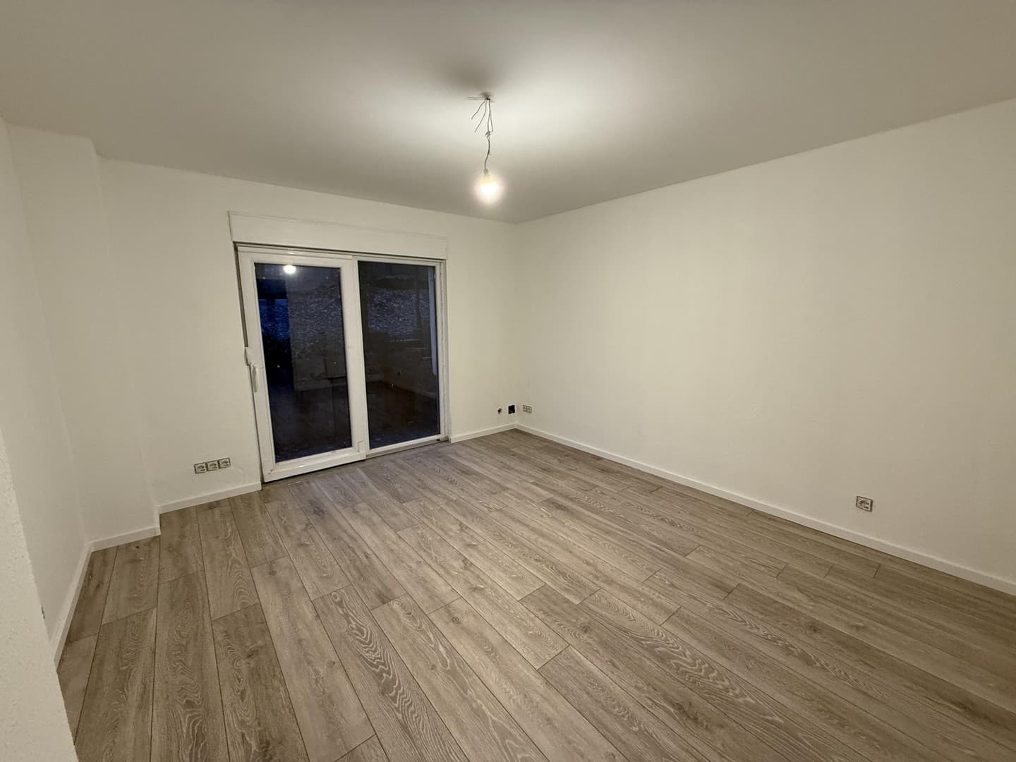 Kernsanierte 3-Zimmer-Wohnung in Nähe des Stadtzentrums