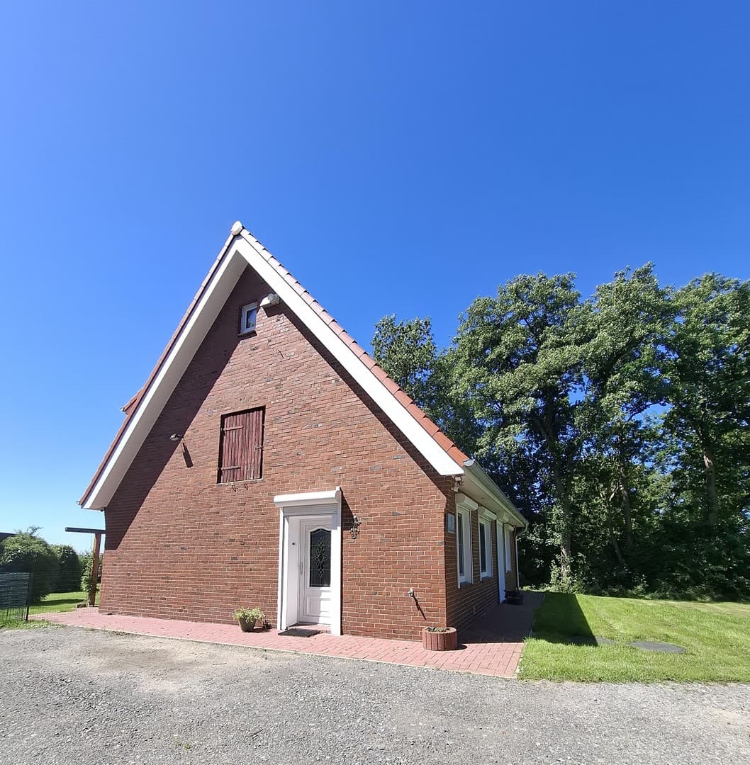 Provisionsfrei | A+ Effizienzhaus | 1.670 m² | Erdwärme + PV
