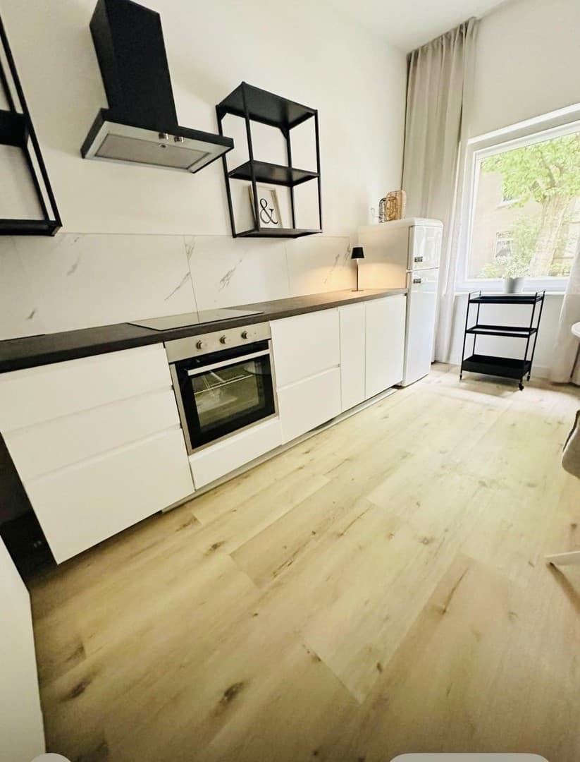 2025 kernsanierte 2-Zimmer-Wohnung – voll möbliert – Top-Lage nahe Bochum-Ehrenfeld-Bergmannsheil