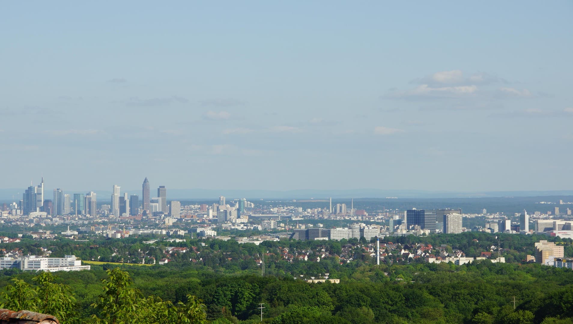 3-Zimmer Wohnung mit EBK und Balkon