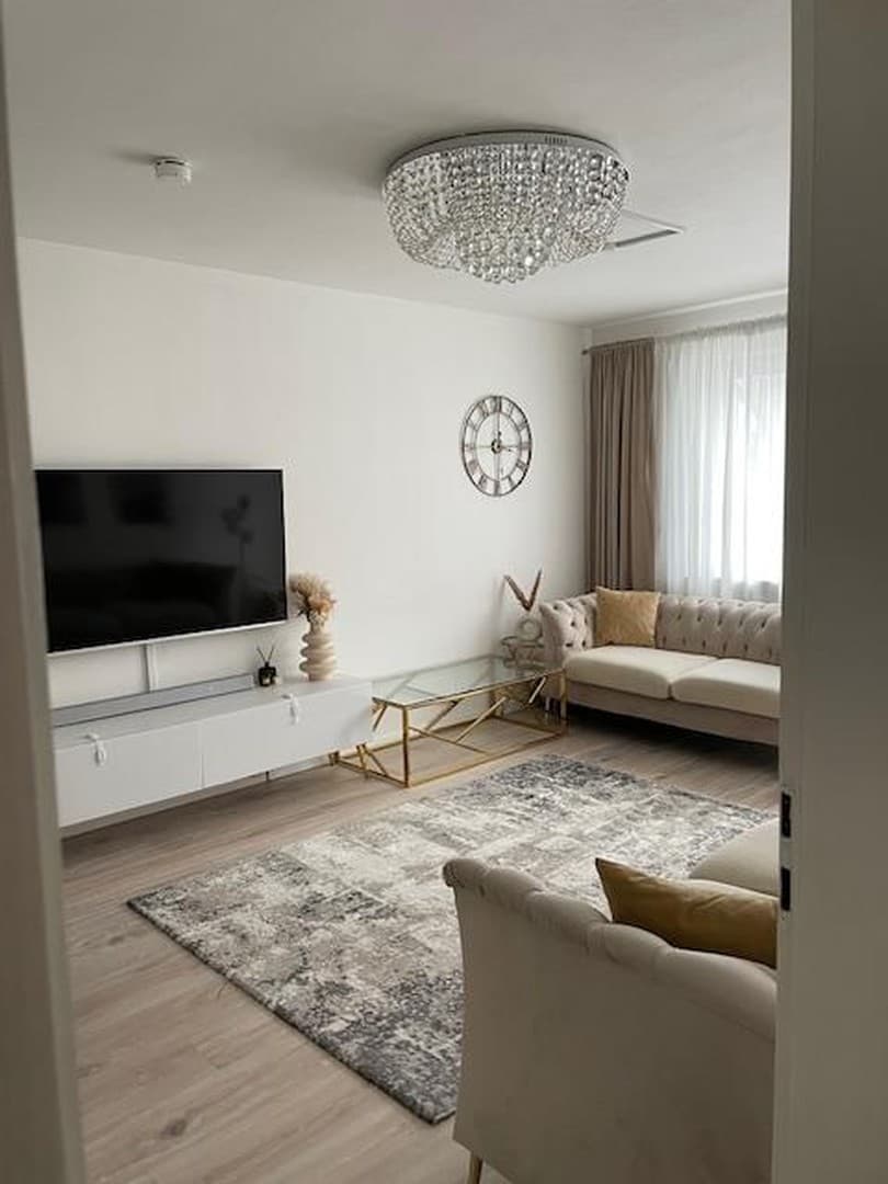 Moderne 3 Zimmer Wohnung mit Balkon und Gartenmitnutzung in Pfaffenhofen