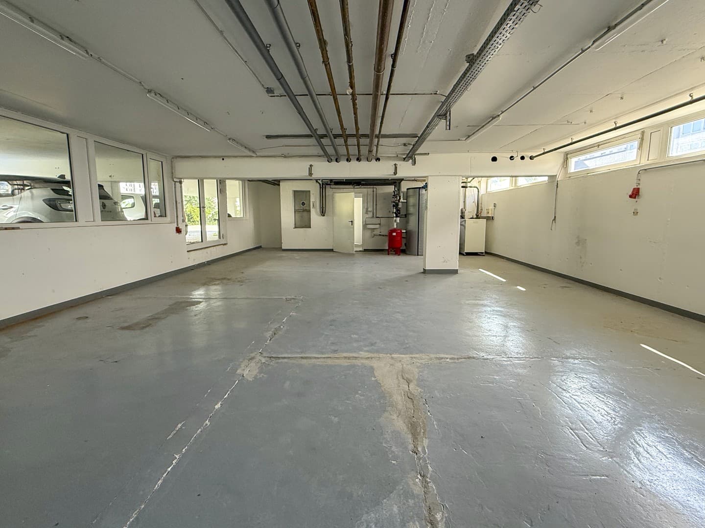 zentrale Lagerfläche in Opladen 147qm, beheitzt, Deckenhöhe 250cm,