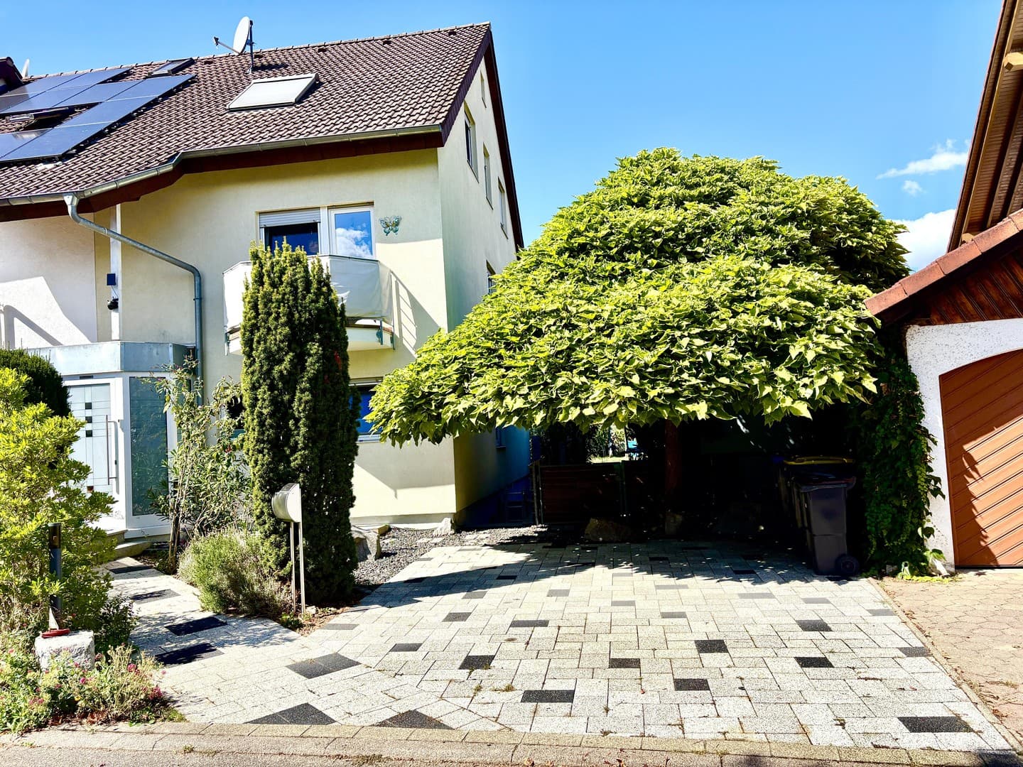 Doppelhaushälfte In Eschbach