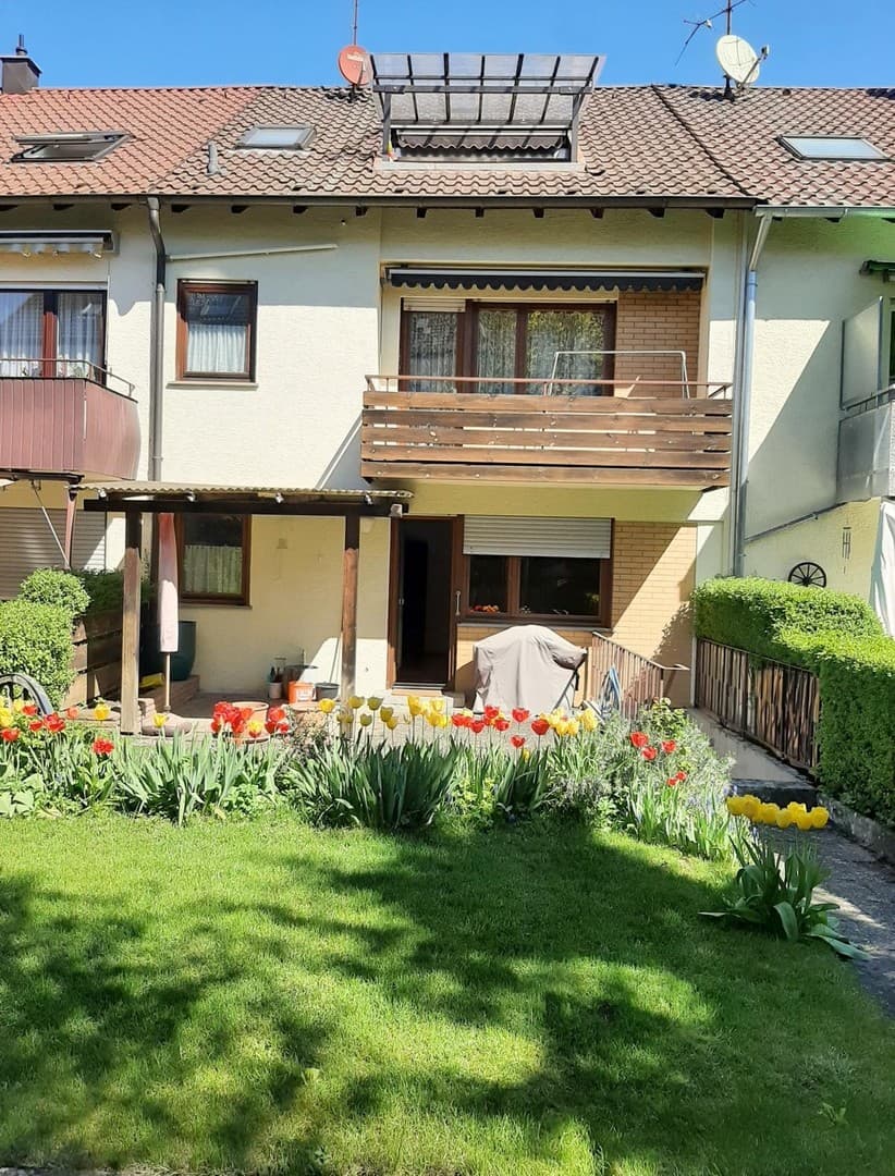 Großzügiges Reihenmittelhaus von Privat – provisionsfrei
