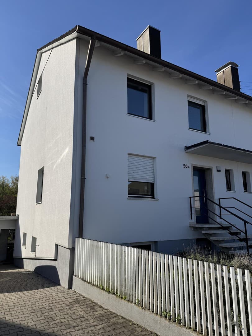 DHH mit Traum-Garten & unverbaubarem Blick – 160 m², 500 m² Grundstück, Neu-Esting