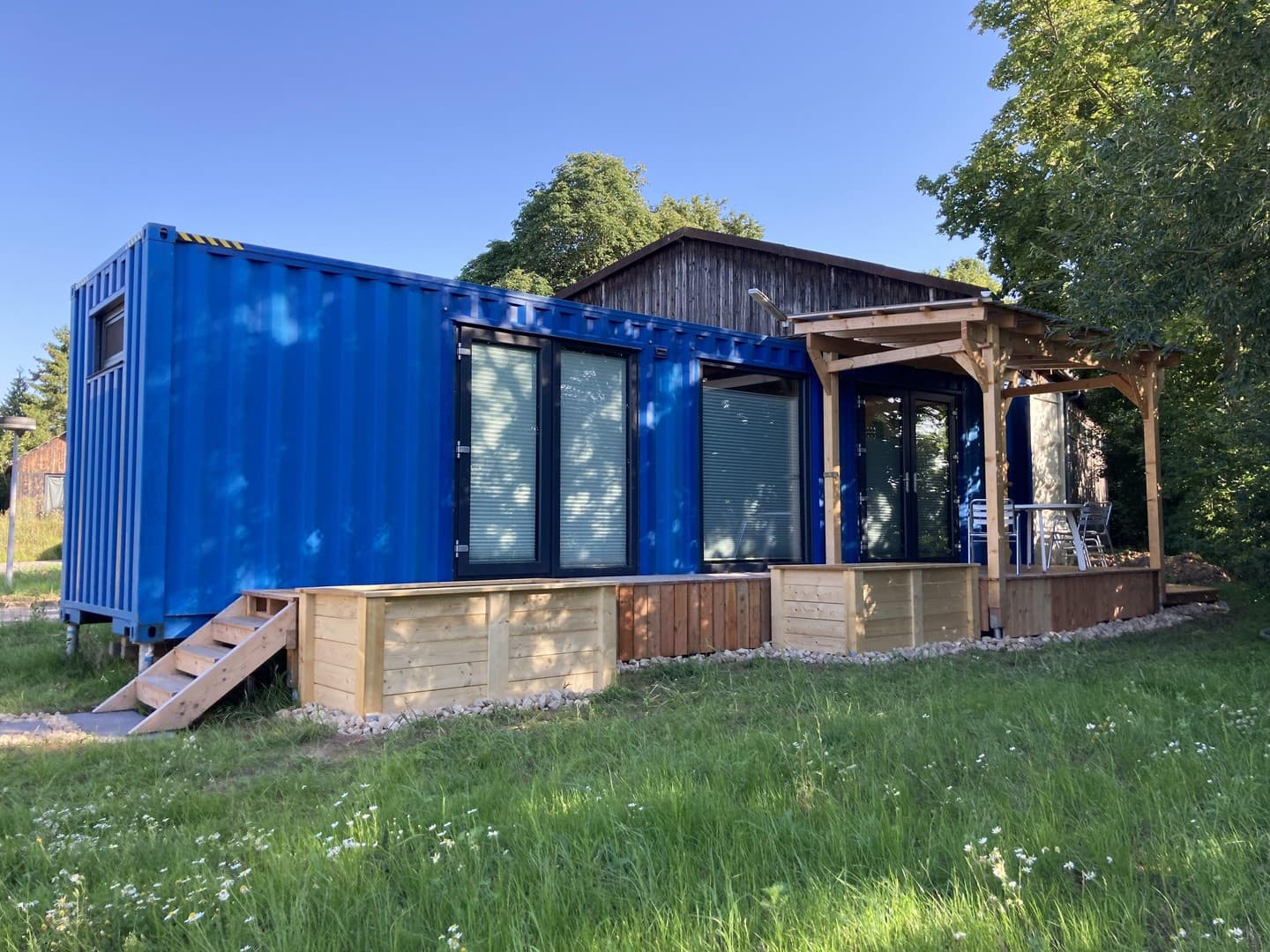 Hochwertiges Container-Tiny House bezugsfertig auf Pachtgrundstück (Erstwohnsitz möglich)