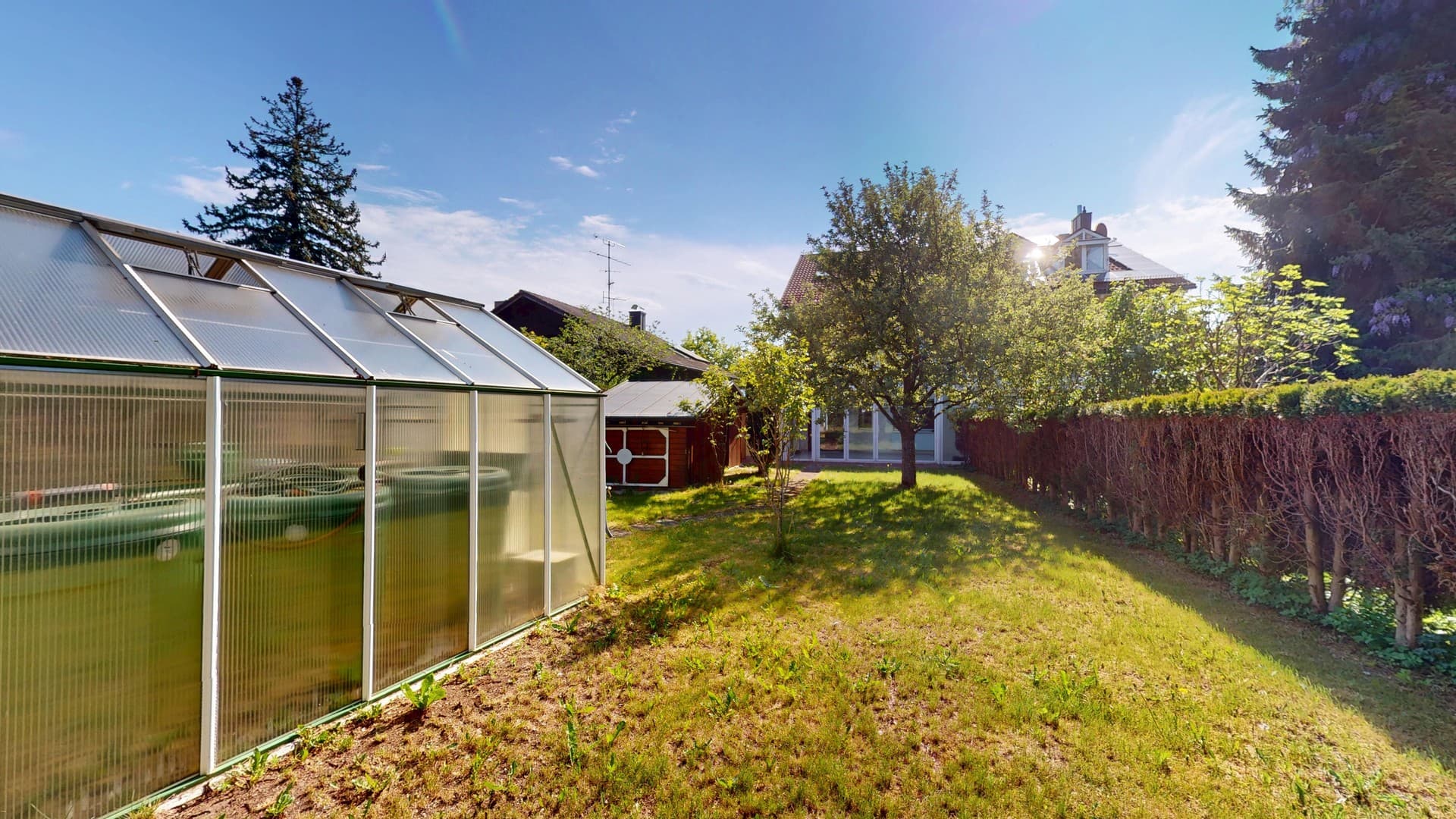 Große DHH in ruhiger Lage, mit Wintergarten, Sauna und vielseitiger Aufteilung - München