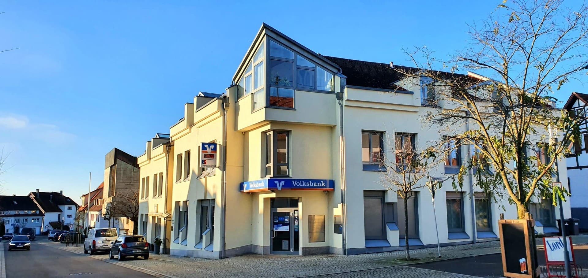 Repräsentative Büro-/Praxisfläche in zentraler Lage von Baltmannsweiler-Hohengehren