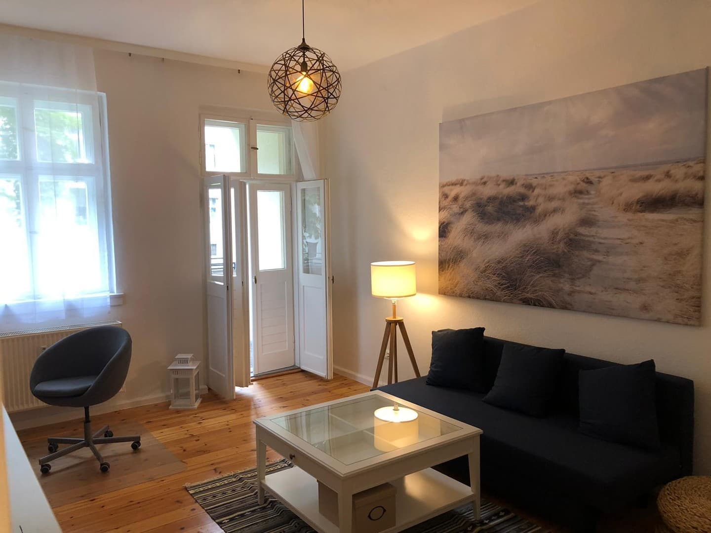Möblierte, gemütliche, ruhige 2-Zimmer Wohnung mit Balkon im Denkmalschutz Ensemble P.Berg