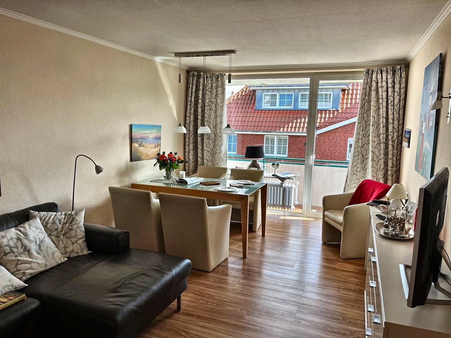 Wangerooge: Ferienwohnung mit 2 Balkonen – 100 m zum Strand – provisionsfrei