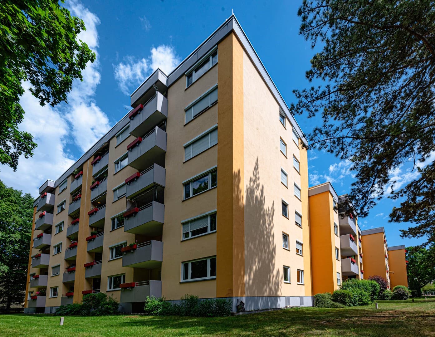Wunderschöne, sanierte 3-ZW in naturnaher Lage in Nürnberg