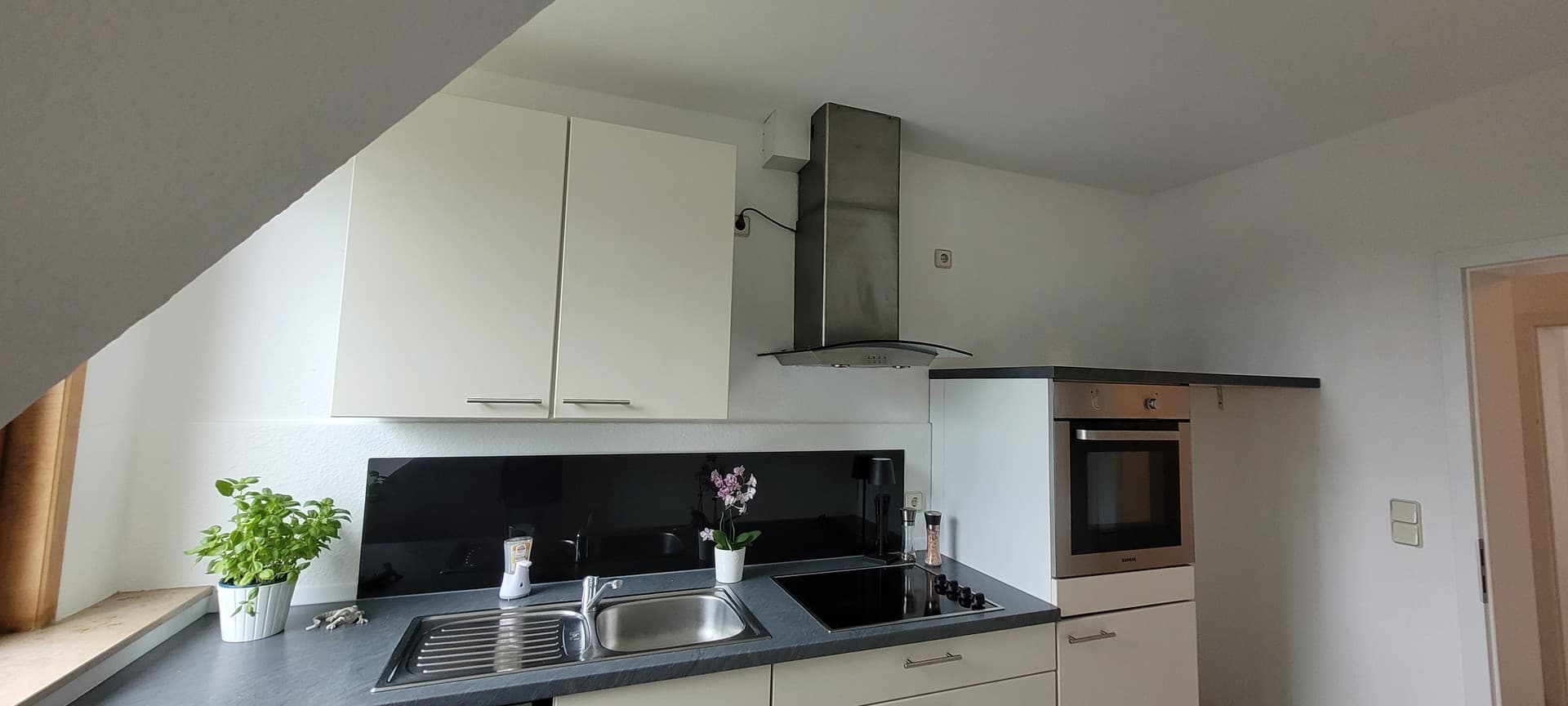 großzügige 2 Zi Whg - 90 m² - ruhiger Lage, im grünen Bönningstedt (nordöstlich HH)