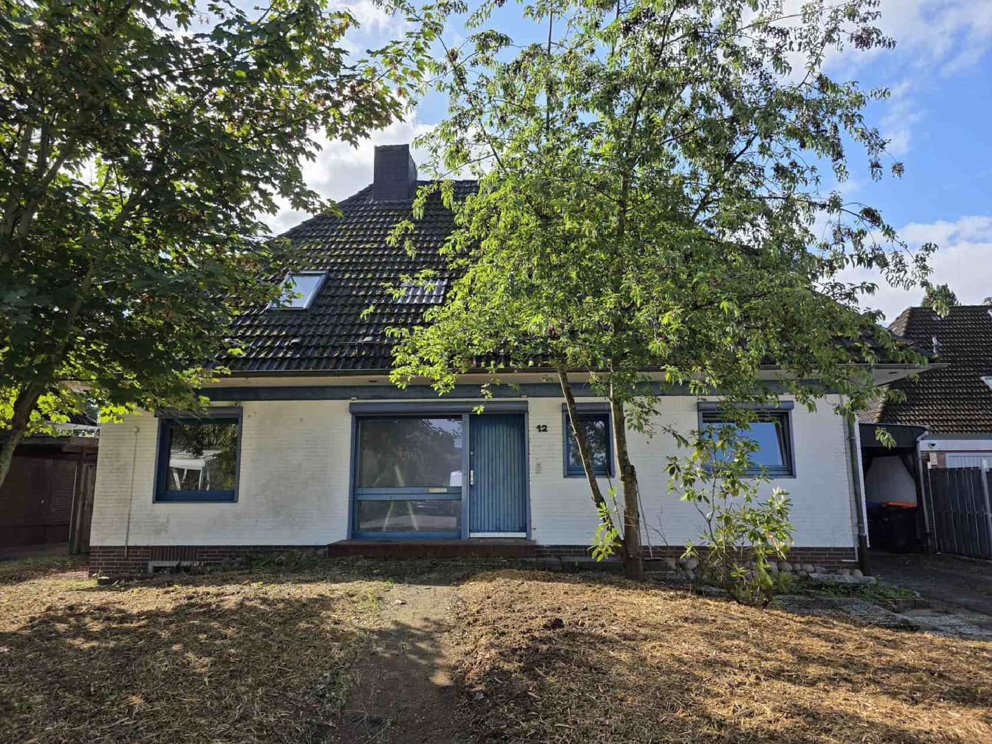 !Provisionsfrei! Sanierungsbedürftiges Einfamilienhaus!