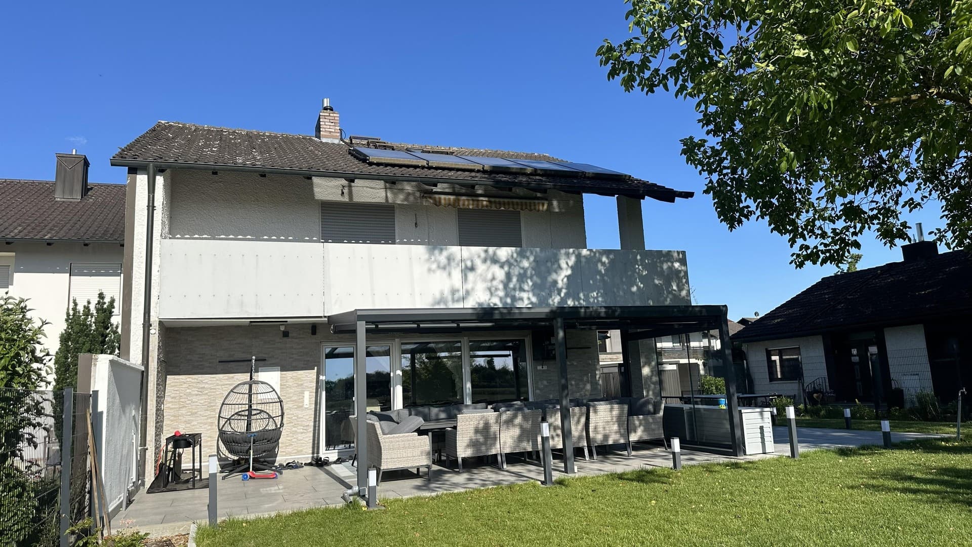 Modernes freistehendes EFH im Grünen