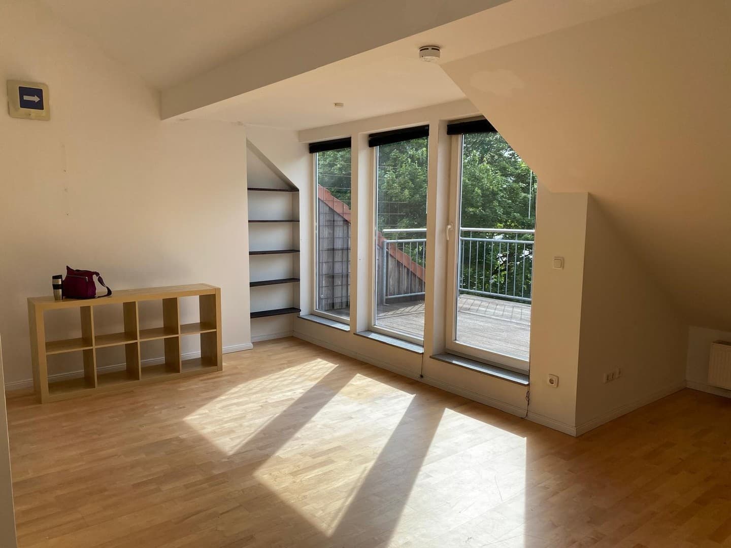 Lichtdurchflutete Dachgeschoßwohnung in Barmbek-Nord mit eigenem Stellplatz