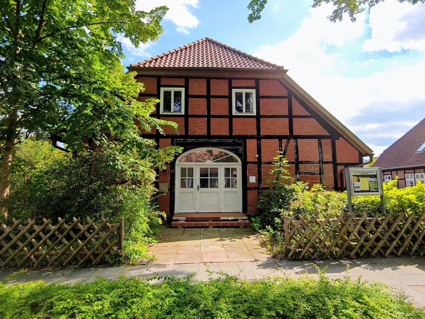 Pfarr- und Gemeindehaus in Veerßen