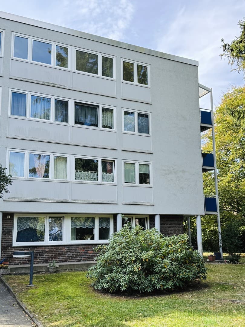 Kirchrode am Tiergarten: renovierte 3-Zimmer-Wohnung mit sonnigem Balkon und Stellplatz OHNE MAKLER